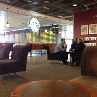 Photo taken at Starbucks by Shugo T. on 3/7/2012
