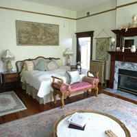 Das Foto wurde bei Beall Mansion An Elegant Bed and Breakfast Inn von James B. am 5/23/2012 aufgenommen