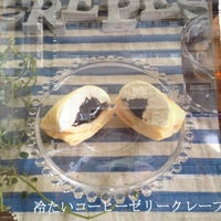 Photo taken at ラップドクレープ コロット根津店 by Yanshi T. on 8/26/2012