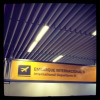 Photo taken at Terminal 1 by Oswaldinho P. on 3/18/2012