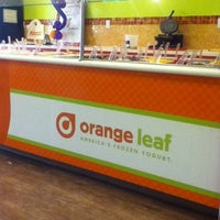 Photo taken at Orange Leaf Frozen Yogurt by Rosa V. on 7/31/2012