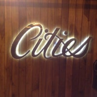Foto diambil di Cities Restaurant &amp;amp; Lounge oleh Dina I. pada 8/4/2012