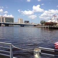 Das Foto wurde bei Jacksonville Water Taxi von Paul M. am 7/9/2012 aufgenommen