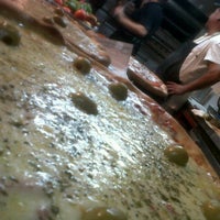 Photo taken at Pizza Donna by Pablo I. on 2/10/2012