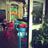 Das Foto wurde bei Art Cafe von Anna🌙 A. am 8/17/2012 aufgenommen