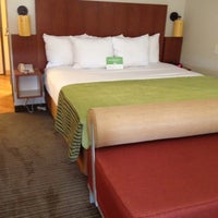 Photo taken at La Quinta Inn &amp;amp; Suites Dallas Love Field by Yuuka on 5/25/2012