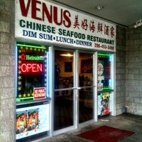 Photo taken at Venus Seafood Chinese Restaurant by Robby D. on 7/18/2012
