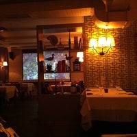 Foto diambil di Rosso &amp;amp; Bianco Cafe oleh Valentina S. pada 6/11/2012