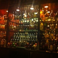 Foto tirada no(a) Barclay Bar &amp;amp; Grill por Ernesto L. em 3/31/2012