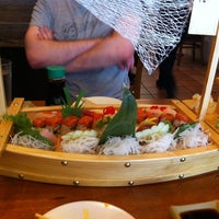 รูปภาพถ่ายที่ Matsu Sushi โดย Ilektra C. เมื่อ 7/1/2012