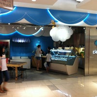 Photo taken at Cielo Dolci - Specialist in Italian Frozen Desserts by kW on 7/1/2012