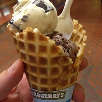 Photo taken at Ben &amp;amp; Jerry&amp;#39;s by Thirsty J. on 8/25/2012
