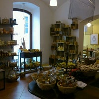 รูปภาพถ่ายที่ Ceramel - Honey shop โดย Simona C. เมื่อ 5/15/2012