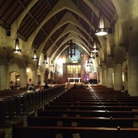 Foto scattata a St Margaret Mary&#39;s Catholic Church and School da Joe C. il 3/30/2012