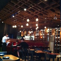 Снимок сделан в Fuku Japanese Restaurant пользователем deepwhite 2/26/2012