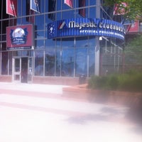 new era phillies team store