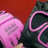 Foto tomada en No Limits Gym, Boxing, Kickboxing, Jiu-Jitsu, MMA  por Malinda B. el 4/23/2012