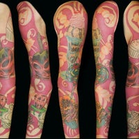 Das Foto wurde bei House Of Pain Tattoo von Ms. Carolyn E. am 5/12/2012 aufgenommen
