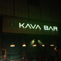 รูปภาพถ่ายที่ SquareRut Kava Bar โดย Social N. เมื่อ 6/2/2012