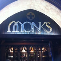 Foto scattata a The Monks da Monk il 5/19/2012