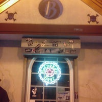 Снимок сделан в BoneYard Bar &amp;amp; Grill пользователем Anthony V. 6/29/2012