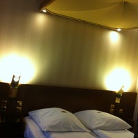 4/24/2012 tarihinde Anna D.ziyaretçi tarafından Living Hotel Kanzler'de çekilen fotoğraf