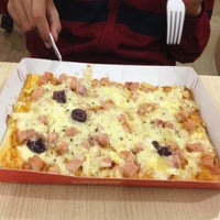 Photo taken at Solopizza by Paulo F. on 6/29/2012