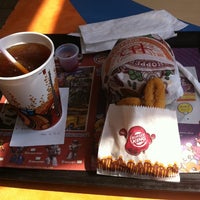 Photo taken at Burger King by Carlos R. on 5/17/2012