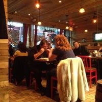 2/25/2012 tarihinde Eduardo E.ziyaretçi tarafından Butcher Bar'de çekilen fotoğraf