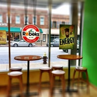 Photo taken at Robeks Fresh Juices &amp;amp; Smoothies by Gregory W. on 4/14/2012