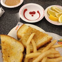 Photo taken at Johnny Rockets by Taneshia C. on 5/26/2012