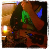 Foto diambil di T&#39;s Bar &amp; Grill oleh Addison R. pada 4/26/2012