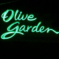 Photo taken at Olive Garden by Nicholas James O. on 3/10/2012