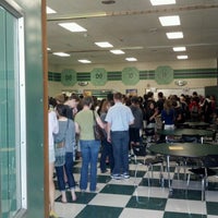 Foto tomada en Sheldon High School  por Larry I. el 9/4/2012