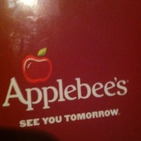 Photo taken at Applebee&amp;#39;s Grill + Bar by Alex V. on 9/6/2012