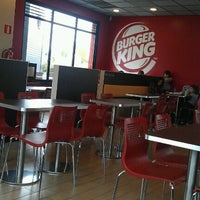 Photo taken at Burger King by Txomin L. on 4/30/2012