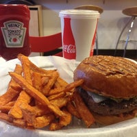 Photo taken at Burger Creations by Jérémy F. on 6/26/2012