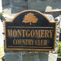 รูปภาพถ่ายที่ Montgomery Country Club โดย Ching เมื่อ 7/2/2012