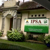 Photo taken at penginapan ipsa by Ruth O. on 3/4/2012