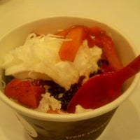 Photo taken at Red Mango by Allison D. on 7/16/2012