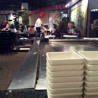 Foto scattata a Okinawa Grillhouse and Sushi Bar da Jeremy A. il 7/29/2012