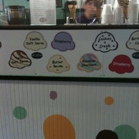 Foto scattata a Creamery On Main da jane-marie k. il 8/4/2012