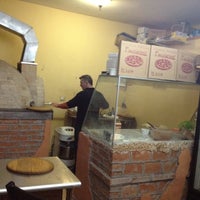 รูปภาพถ่ายที่ Pizzeria Italiana Pacciarino โดย Mauricio R. เมื่อ 7/5/2012