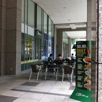 Photo taken at O&amp;#39;Briens by ,7TOMA™®🇸🇬 S. on 9/5/2012