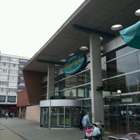 Photo taken at Shoperade by Li C. on 7/18/2012