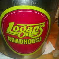 Photo taken at Logan&amp;#39;s Roadhouse by Lindsay C. on 8/21/2012