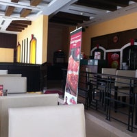 Photo taken at Papa John&#39;s by Mohammad A. on 3/16/2012