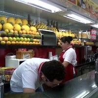 Photo taken at Rufo&amp;#39;s Sucos e Lanches by roberta j. on 7/9/2012