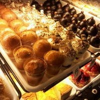 Photo taken at Lulu&amp;#39;s Bakery by Lili Z. on 4/14/2012