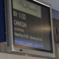Photo taken at Gate H13 by Chicca C. on 4/23/2012